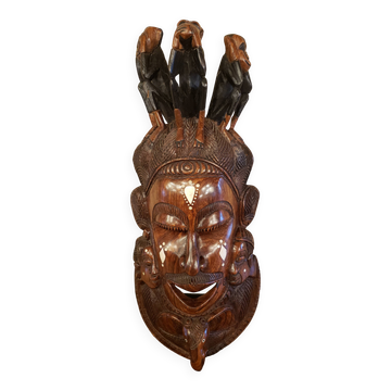 Ancien grand masque mural africain en bois sculpté