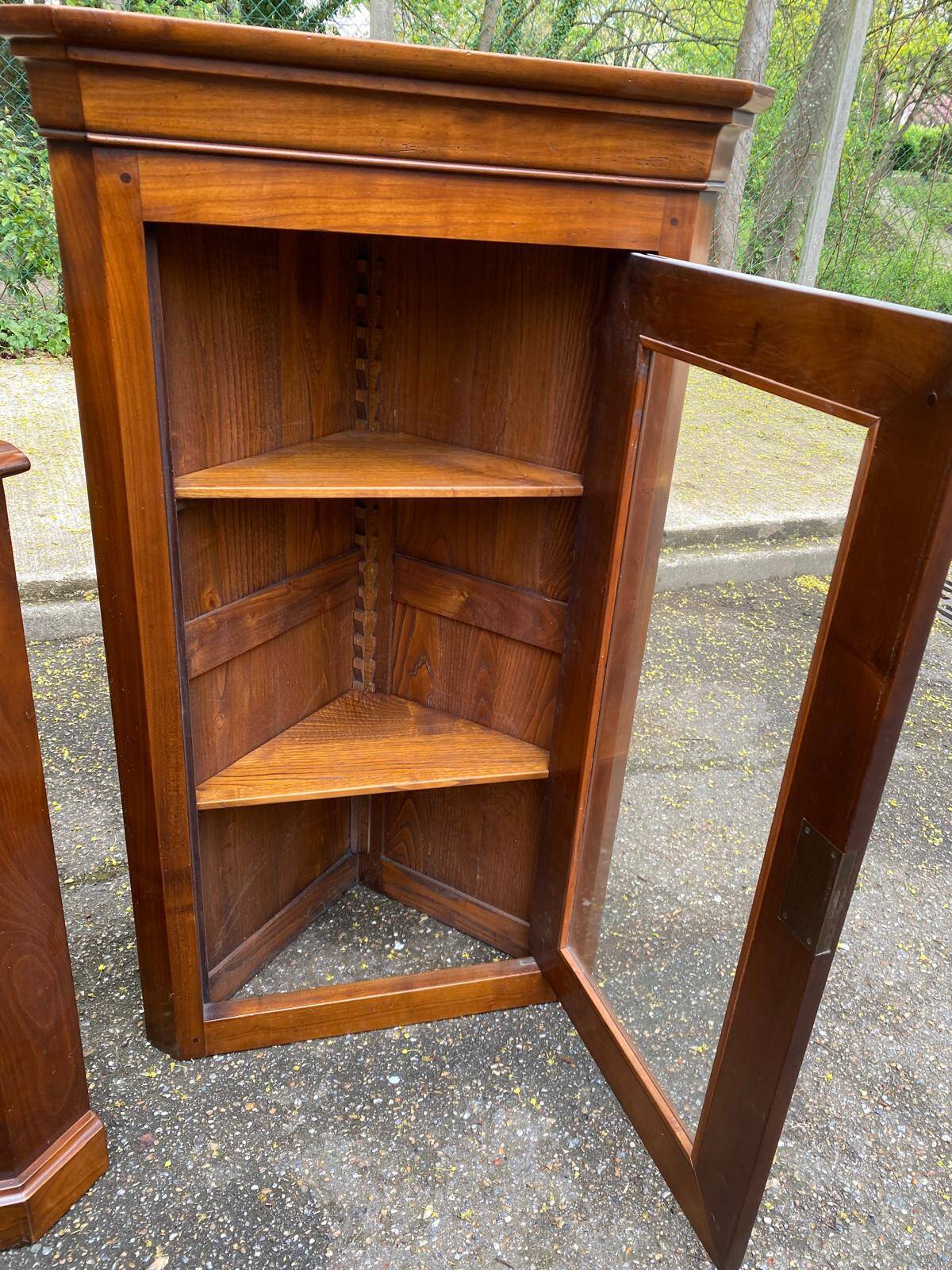 Vitrine d'angle 2 corps encoignure Louis Philippe en bois massif du 19ème