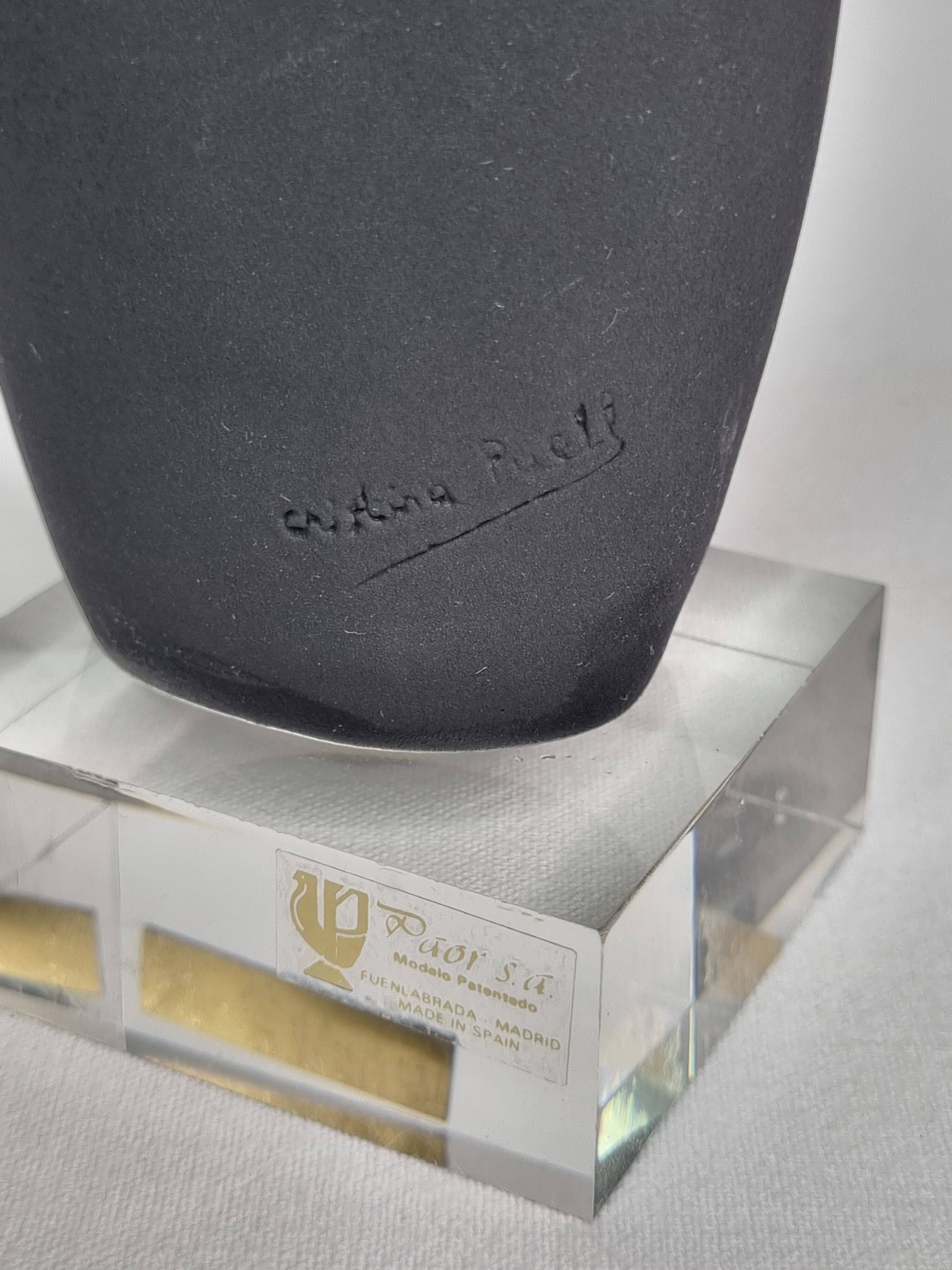 Modern owl sculpture by Cristina Puell, 16 cm