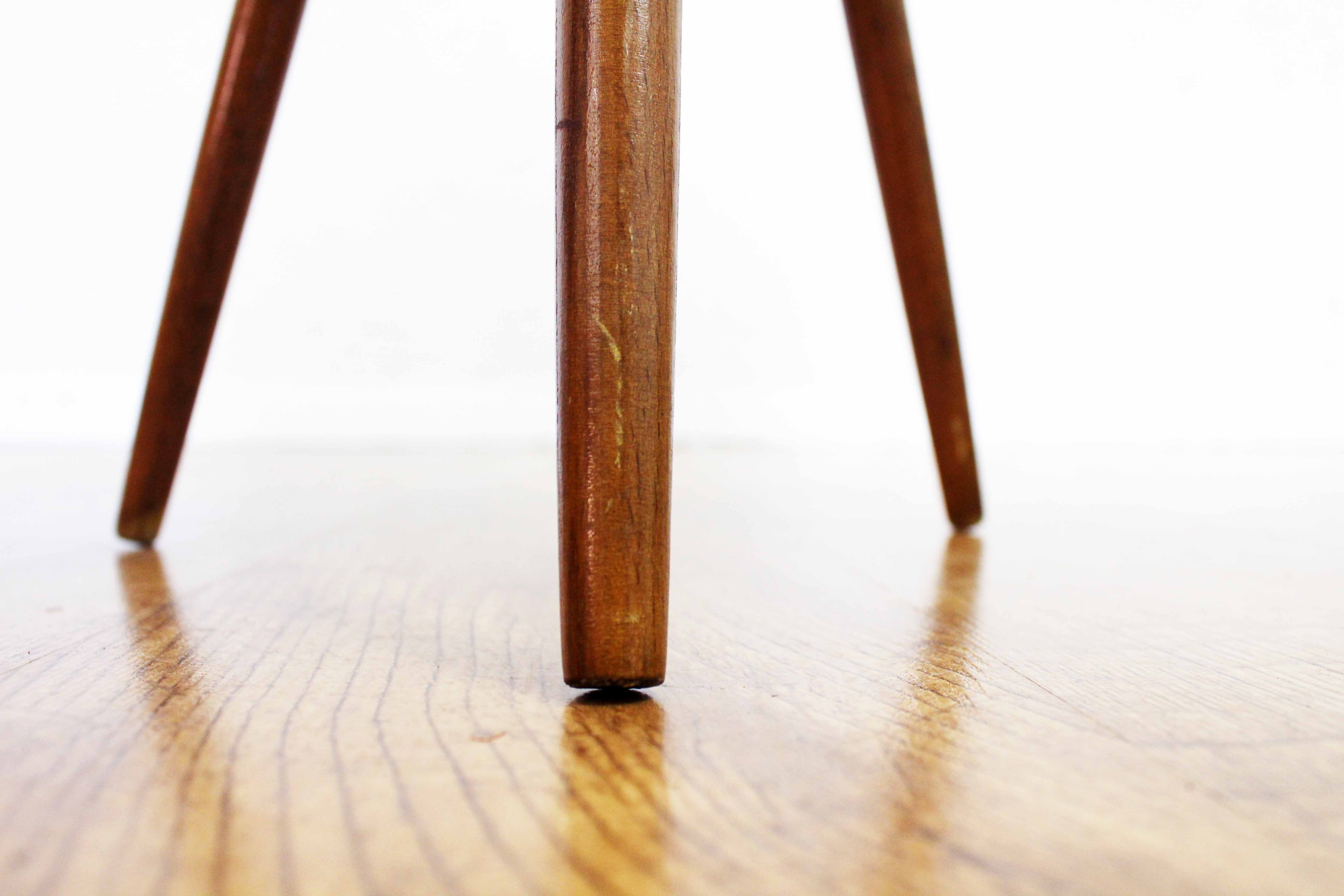 Tripod pedestal table plant holder