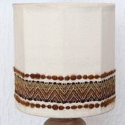 Lampe en grès, abat jour en  laine, années 70