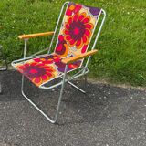 Vintage 70s Flower Power camping chair