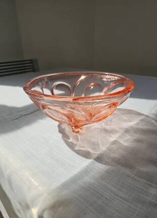 Art Deco pink glass fruit bowl on tripod stand - 1930s