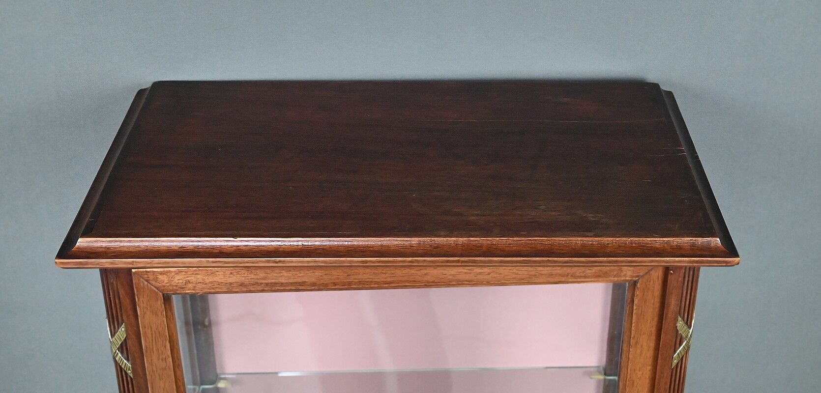 Mahogany display cabinet, Louis XVI style – 1930