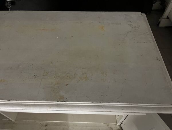Buffet de Cuisine Vintage Blanc