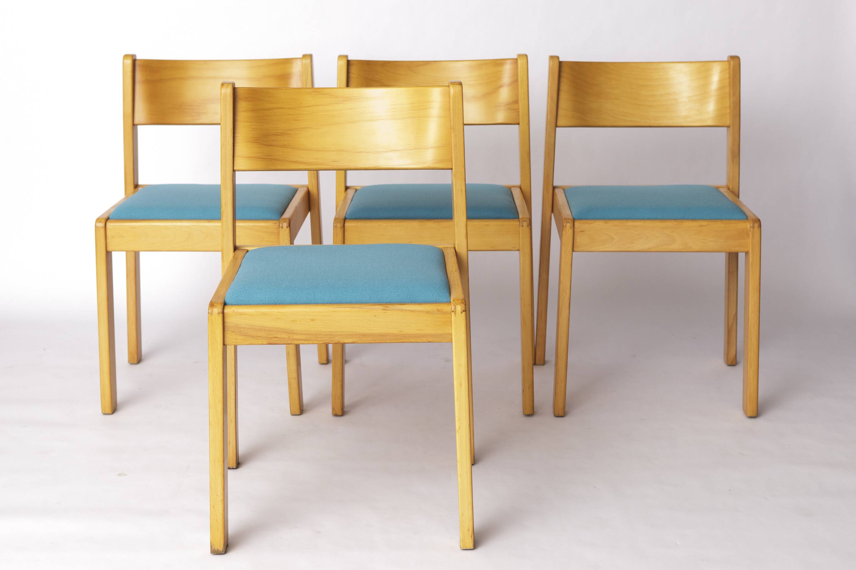 Set of 4 Vintage Flötotto Stacking Chairs – 1970s German Design, Beech Wood