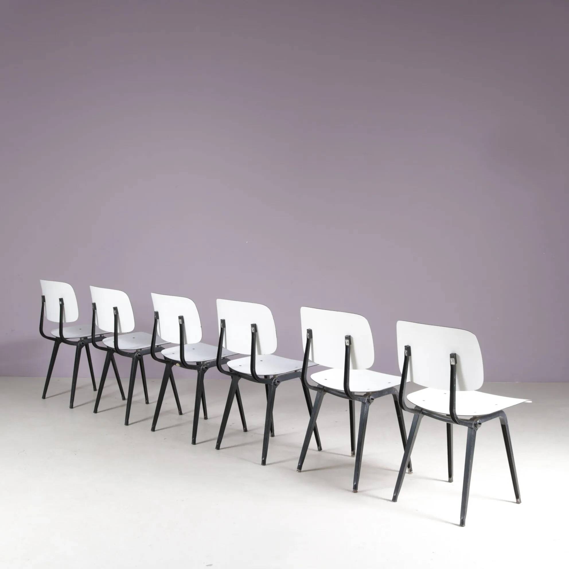1950s Result chair black/white Friso Kramer Ahrend-De Cirkel
