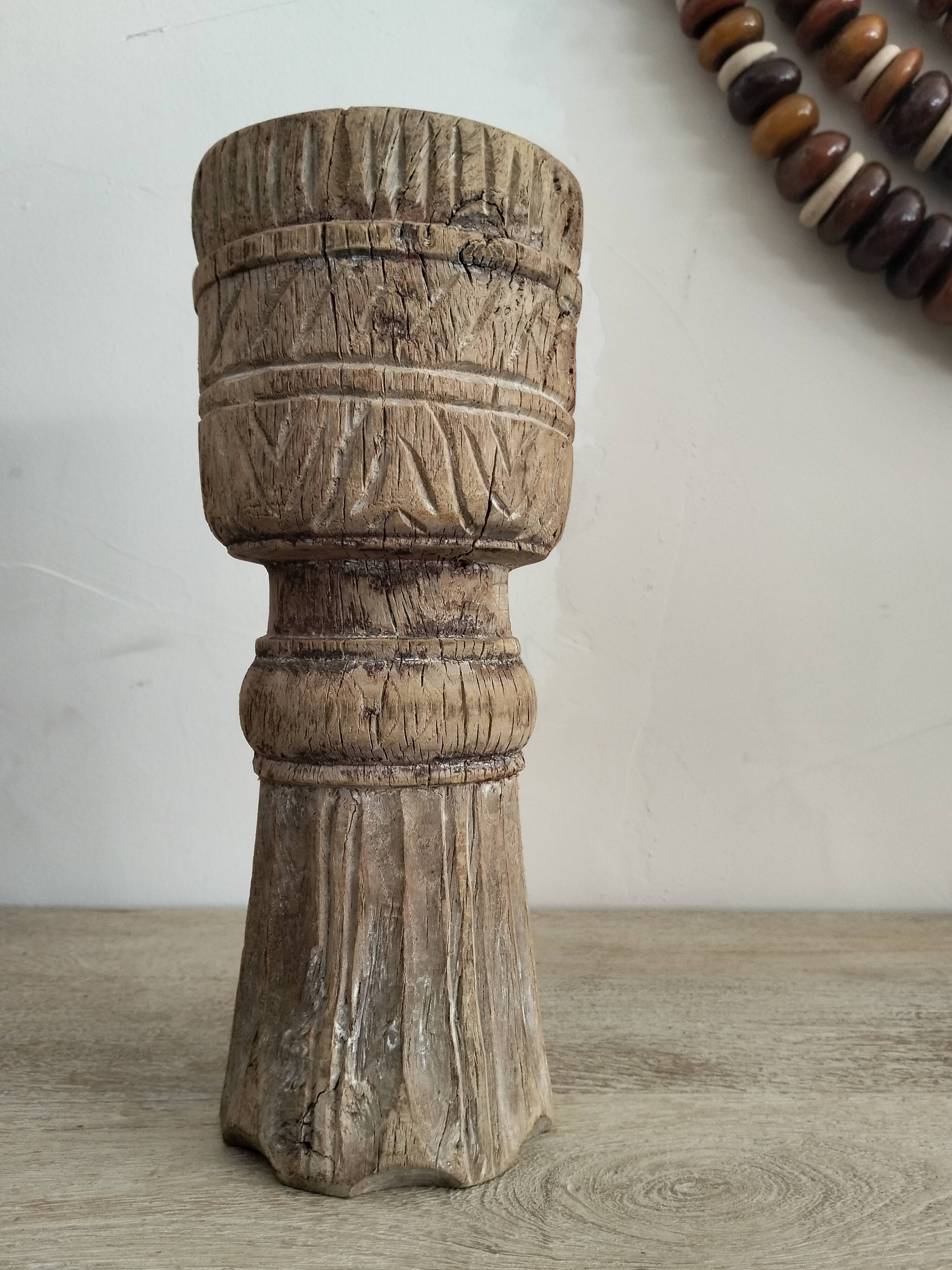 Candle holder