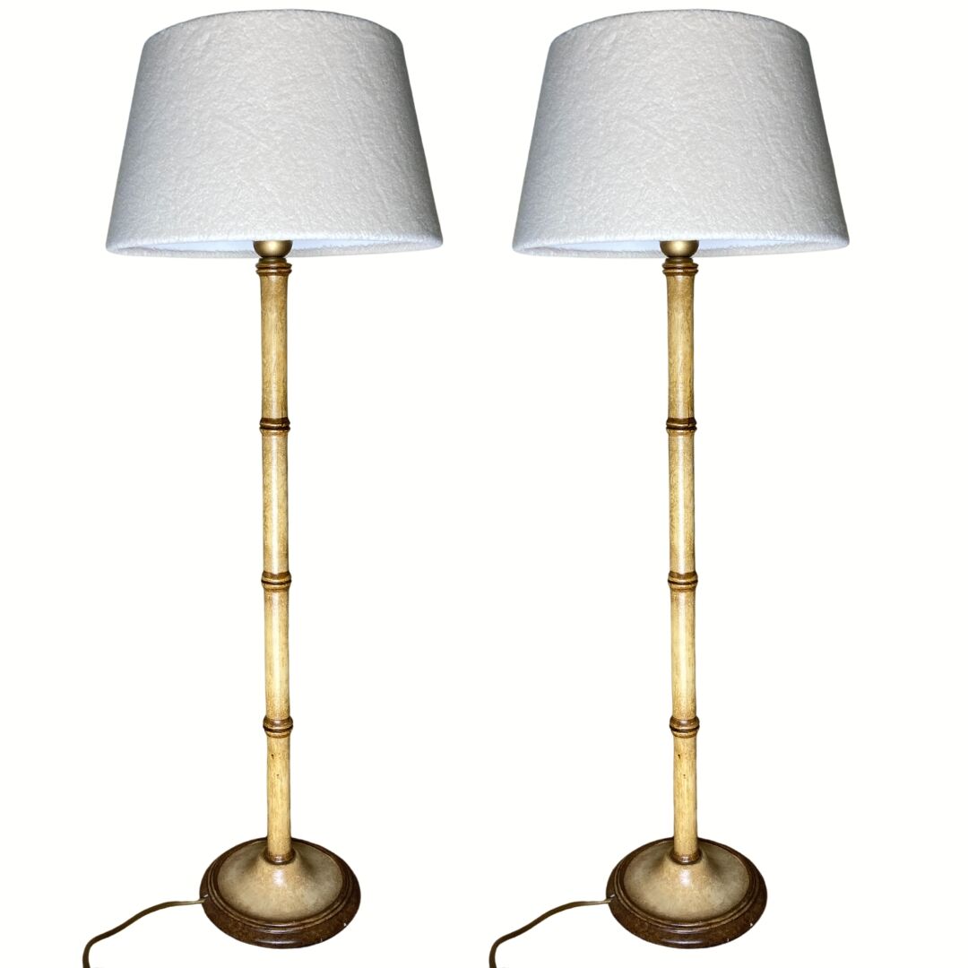 Paire de lampadaires faux bambou, abat-jour bouclé by Porta Romana