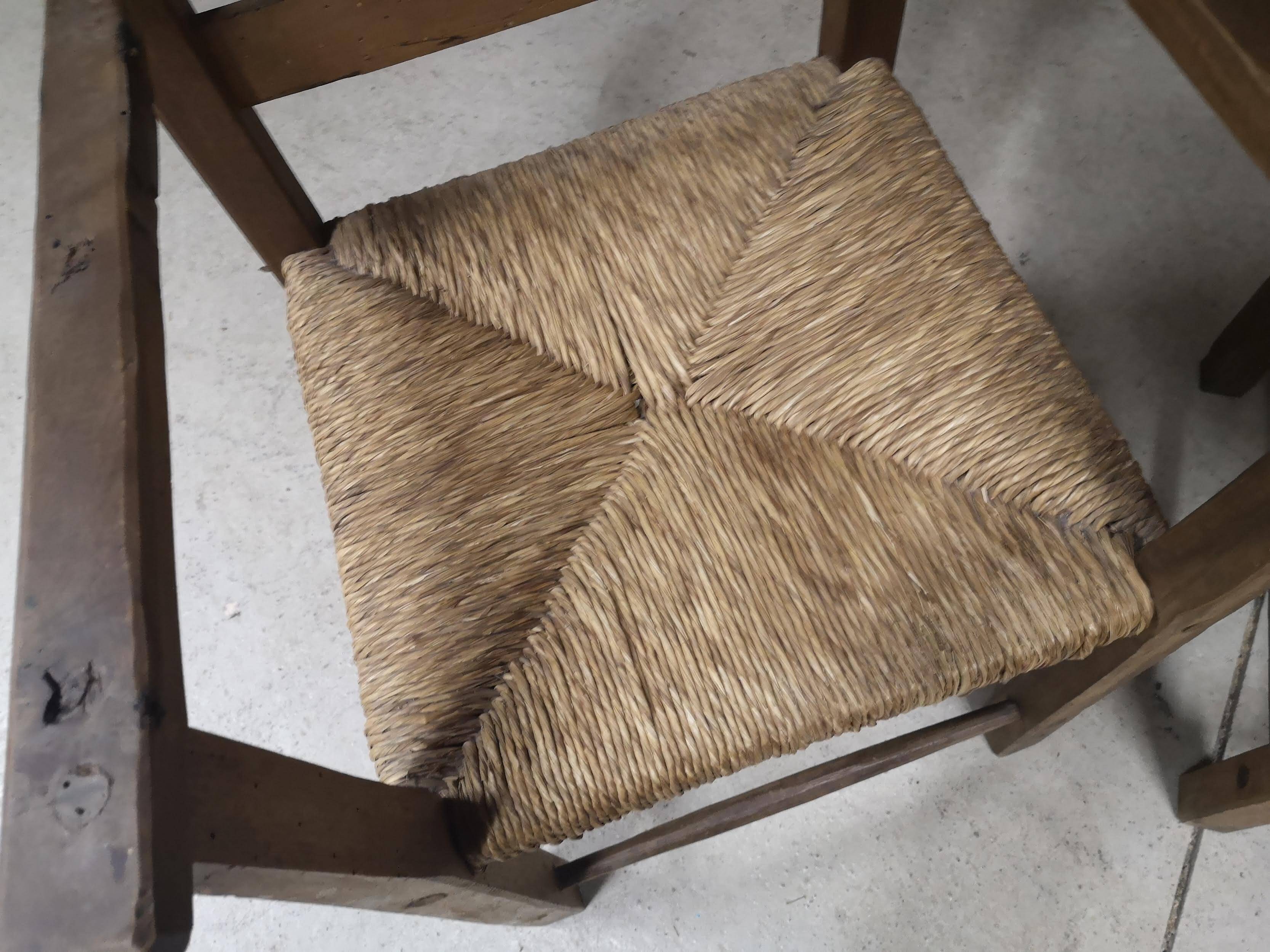 Pair of antique wooden straw-seated armchairs - Authentic country style