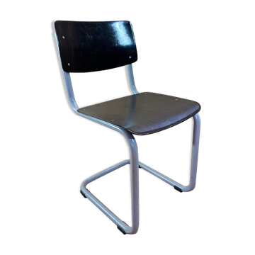 Chaise industrielle Gipsen
