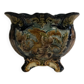 Slip hides old pot