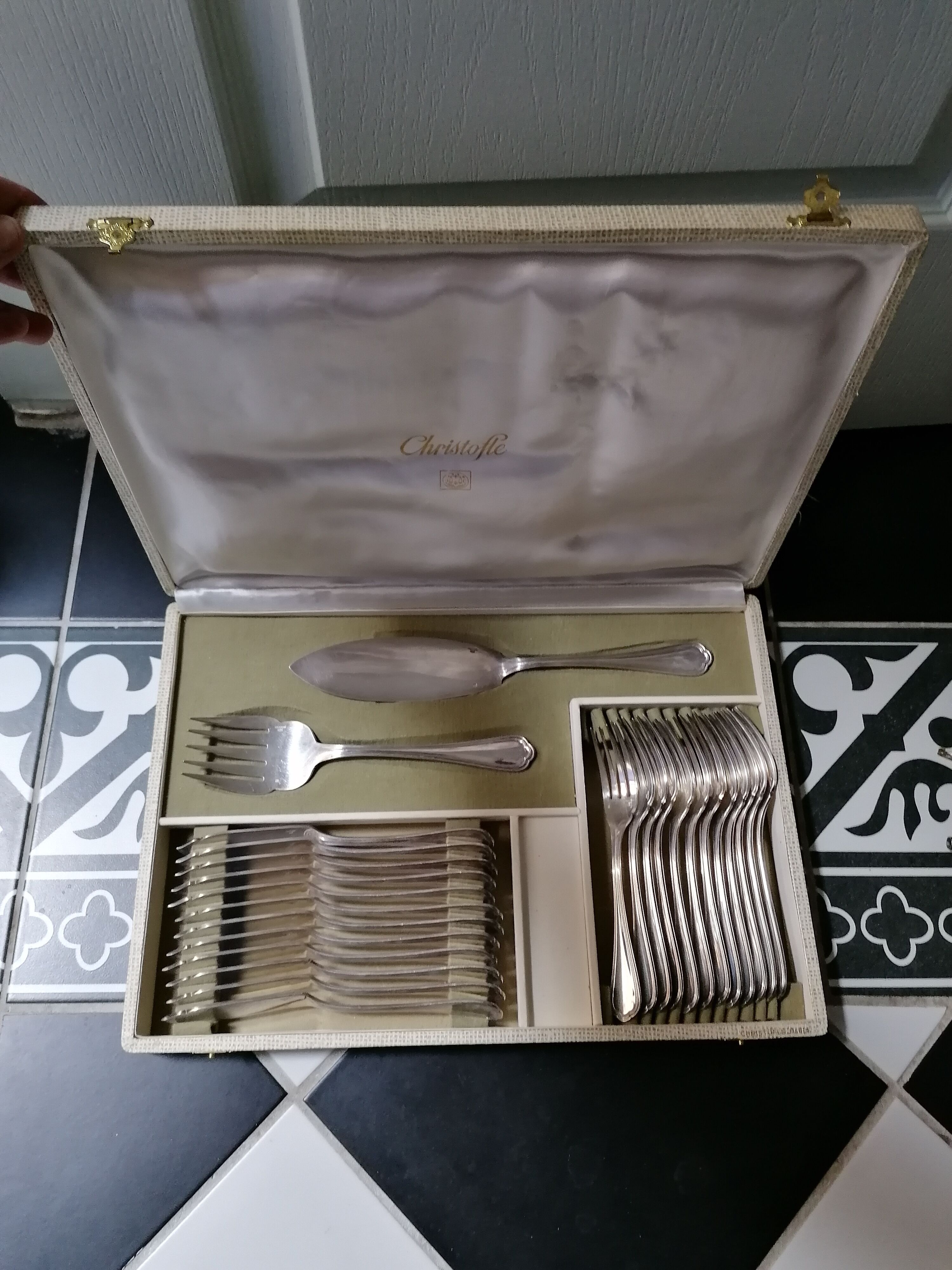 Christofle cake service cutlery set