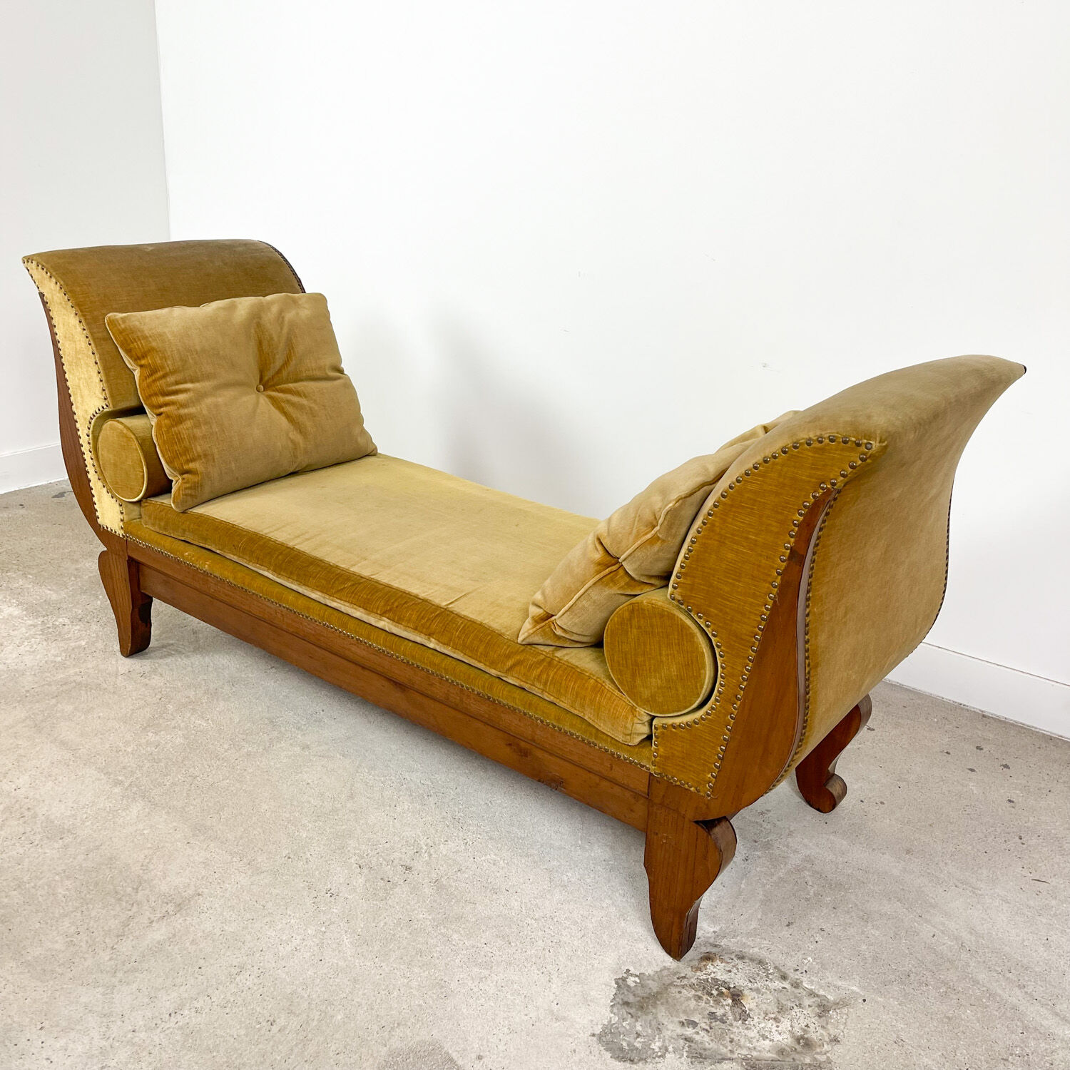 Antique french empire daybed with original velvet upholstery