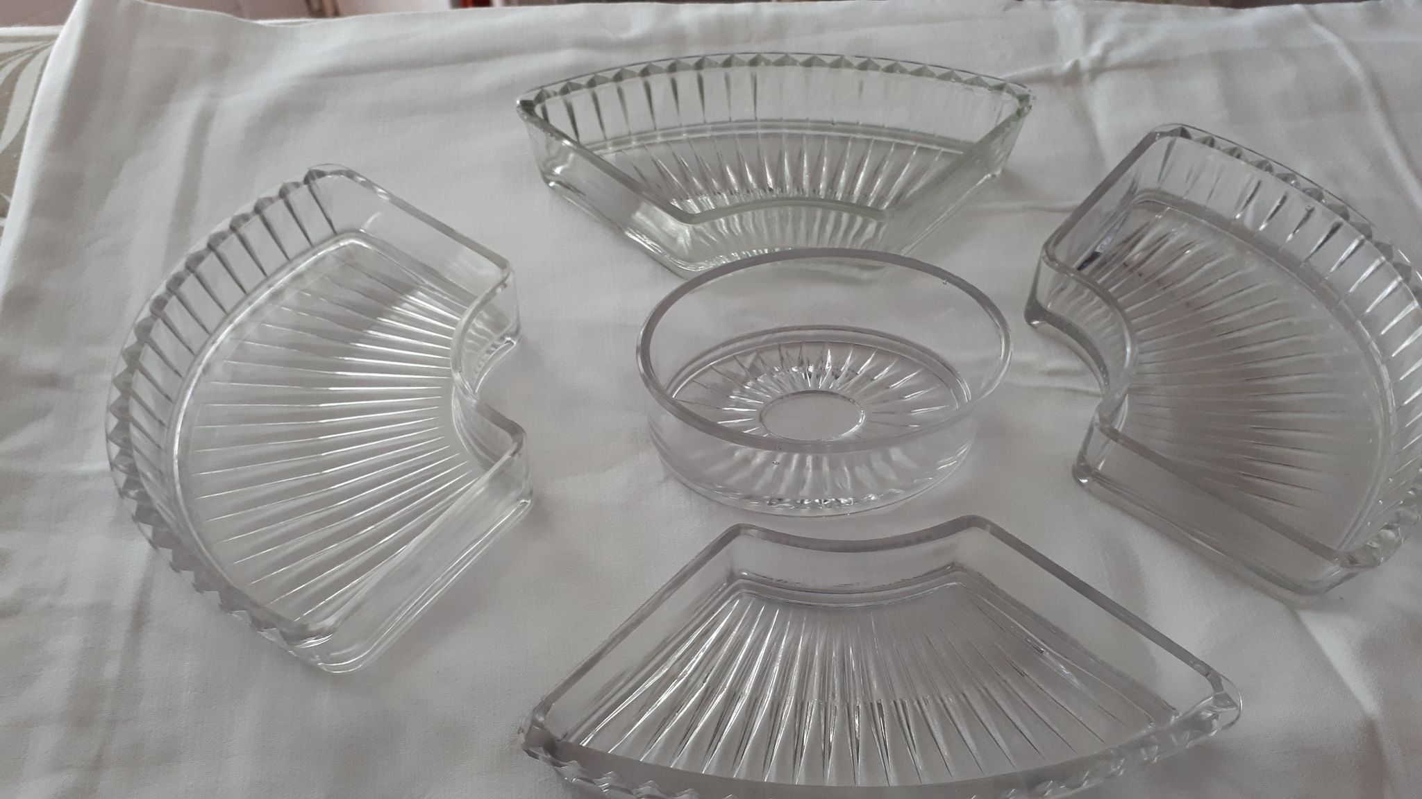 Vintage hors d'oeuvres dish