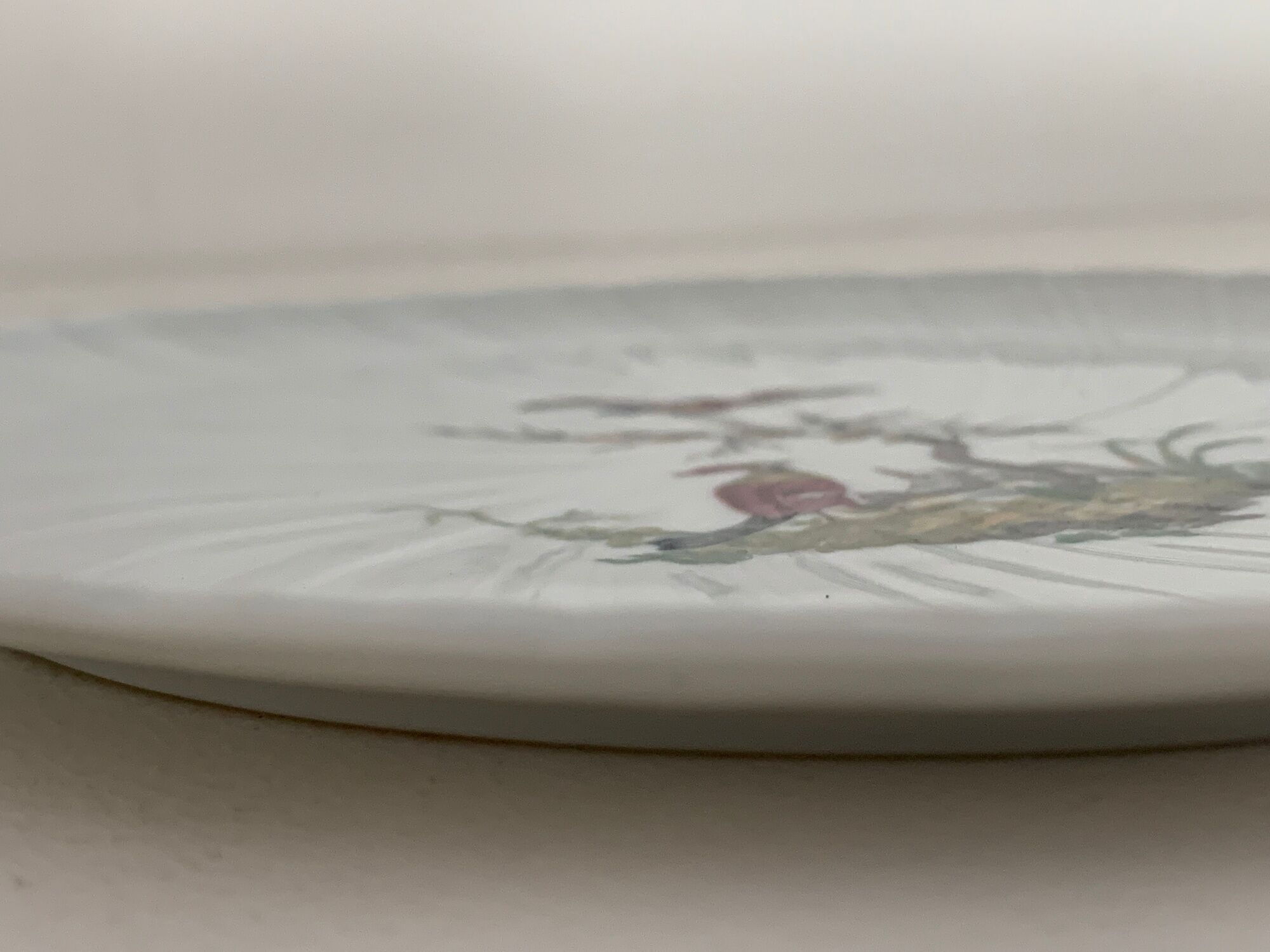 8 Bernardaud and Co. dessert plates signed Elbé, Limoges porcelain, decorated with birds
