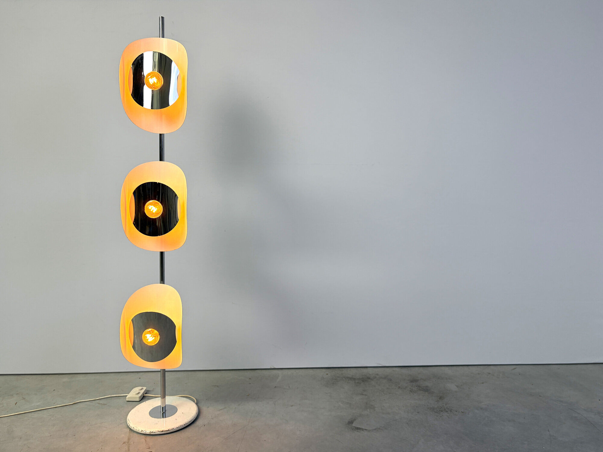 Mid century floor lamp by Brevetatto Italy, 1960s