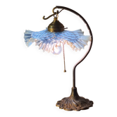lampe en fontes d aciers et laitons 41x26 abats jours verres opalescent