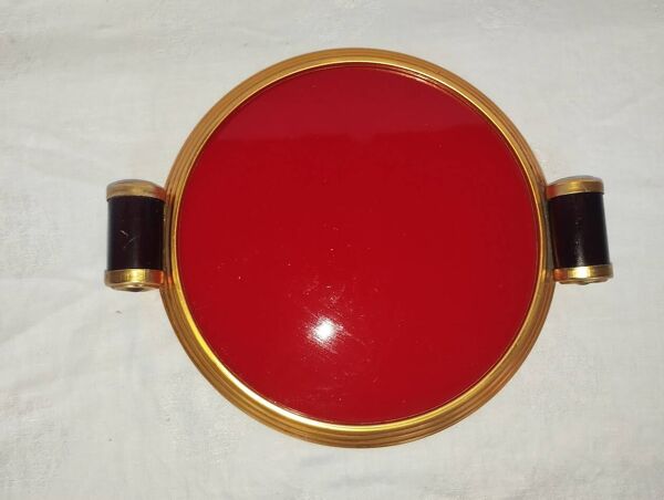 Plateau Art déco en verre rouge et laiton – poignées bakélite, vers 1930