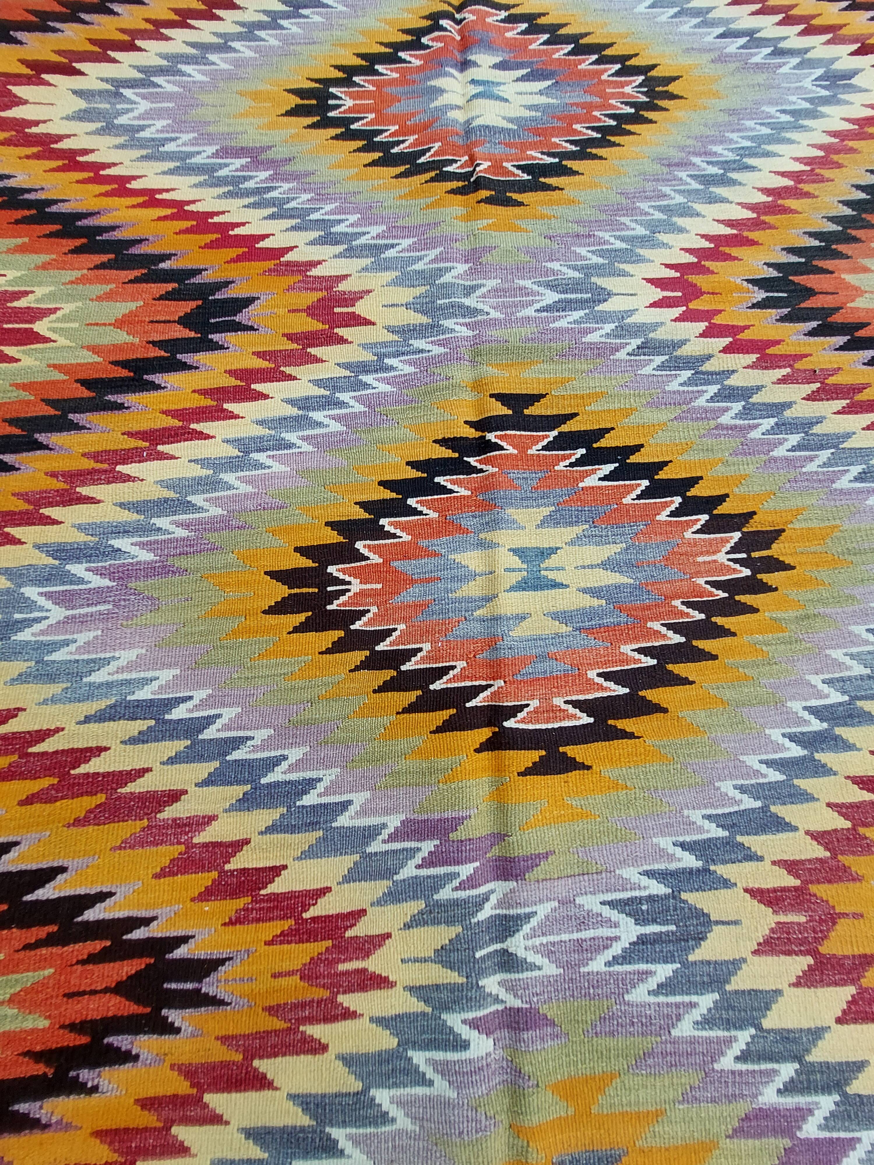 Turkish kilim rug,273x166 cm.MYK-1627