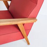Fauteuil vintage en bois de hêtre et revêtement en eskay. France, années 60