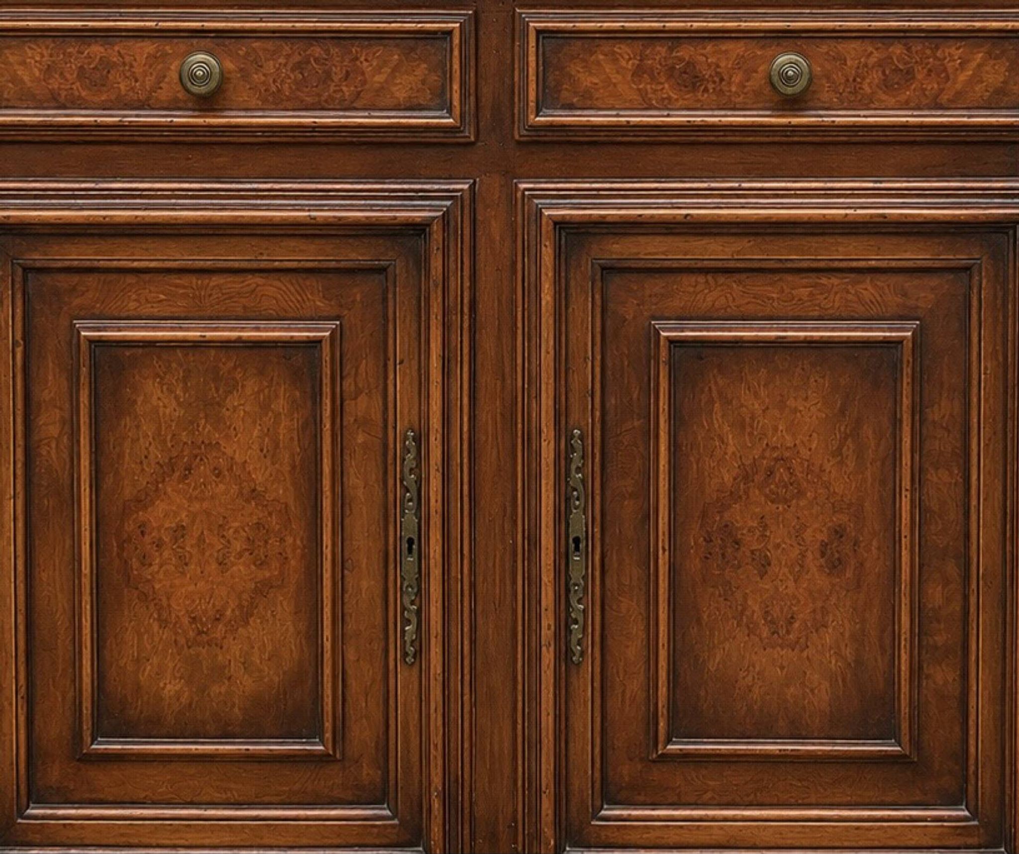 French Provençal Vintage Sideboard with 4 doors