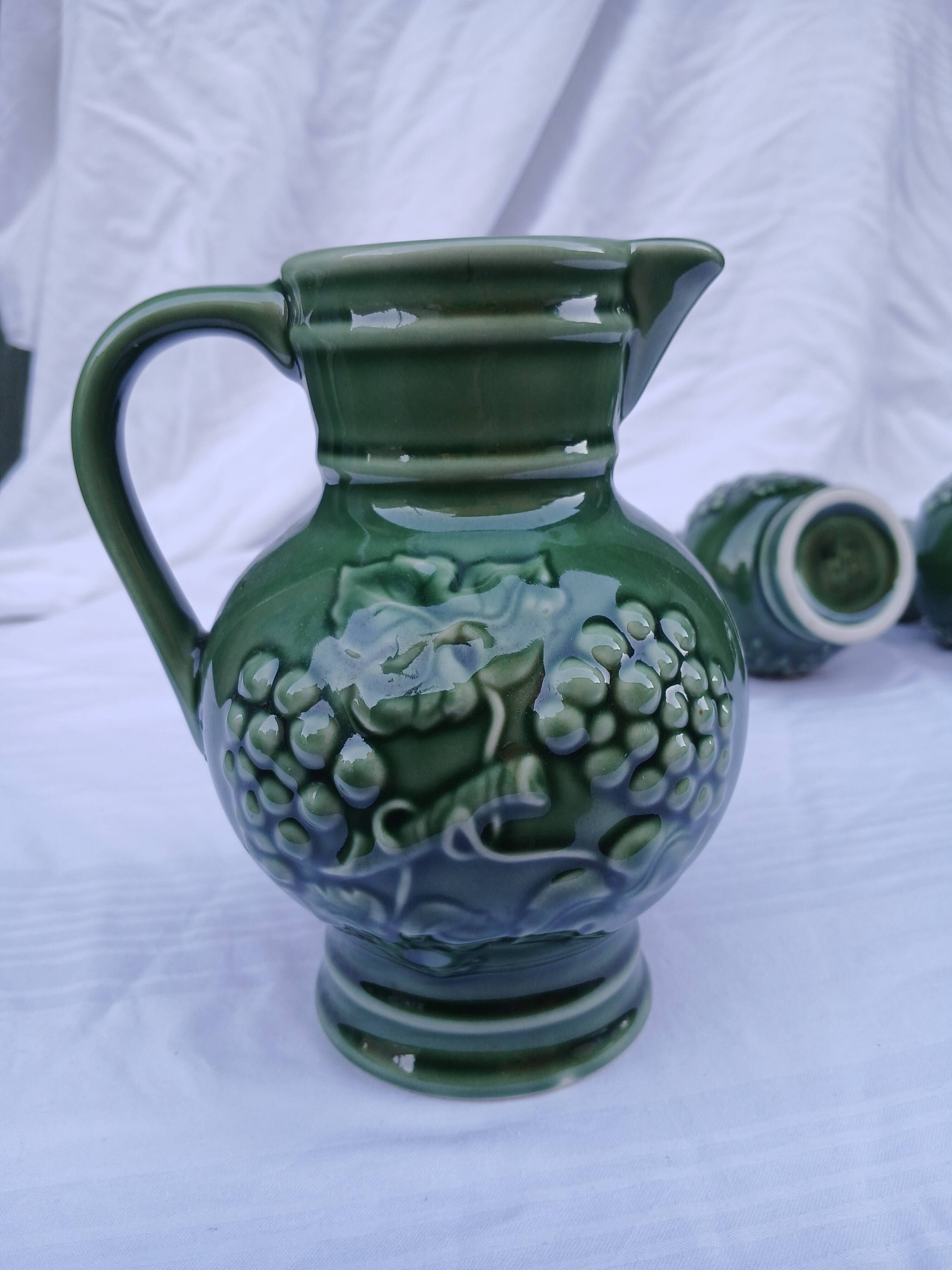 3 antique wine jugs
