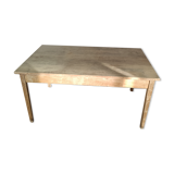 Farm table