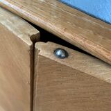 Buffet asymmetrical compass feet