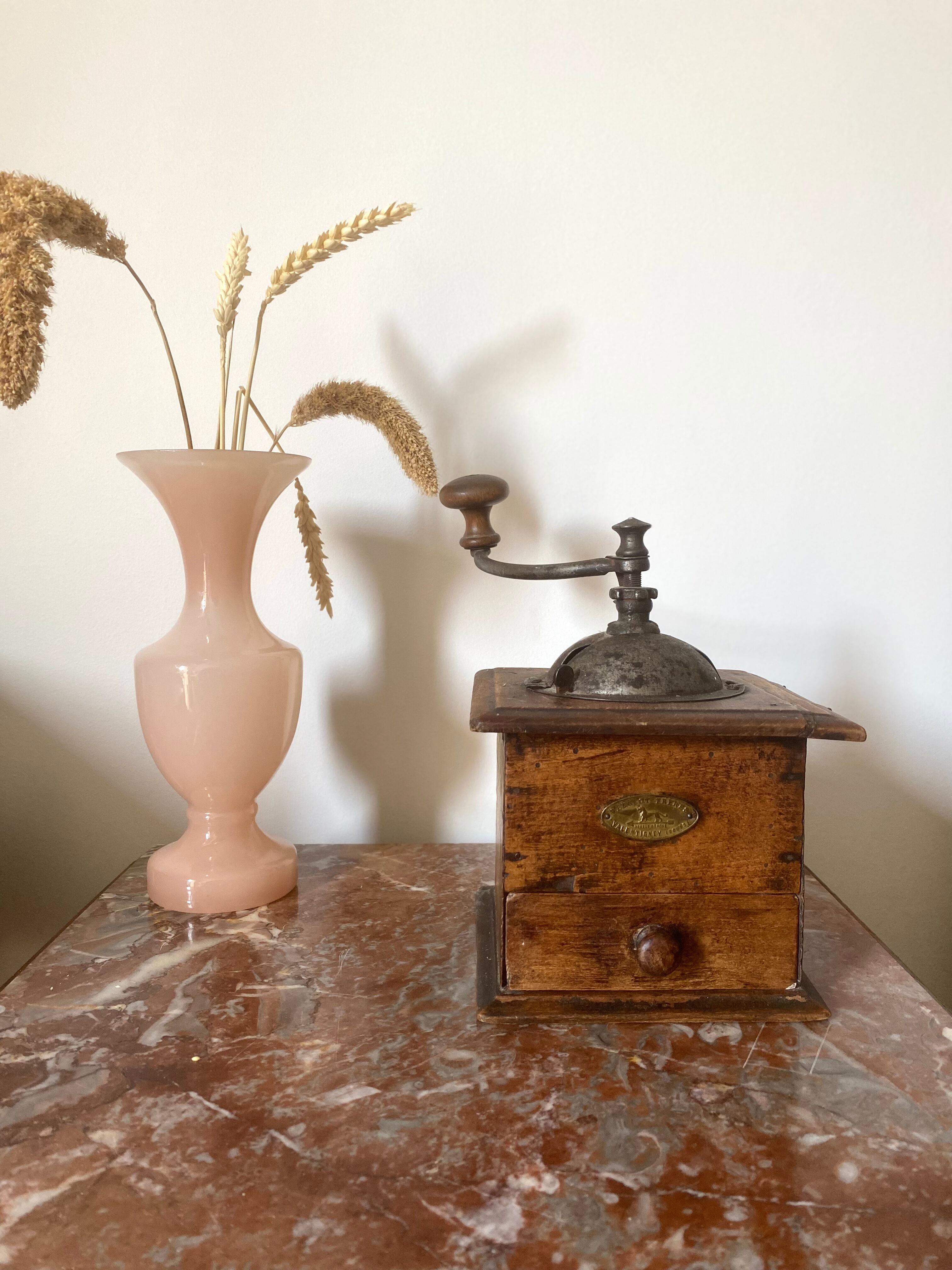 Old coffee grinder Peugeot