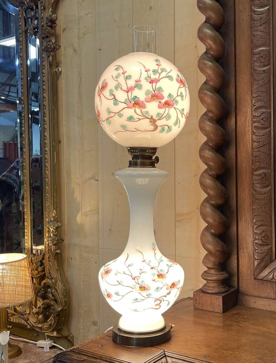 Napoleon III lamp in white opaline and painted with floral decoration - late 19th century