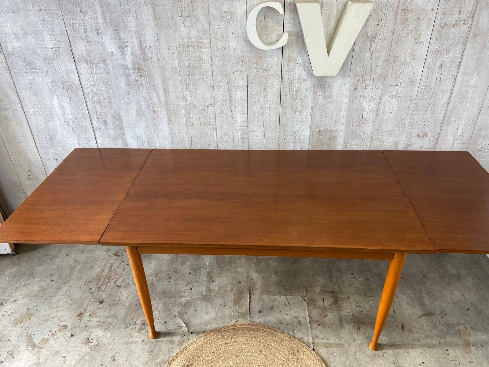 Vintage extendable table