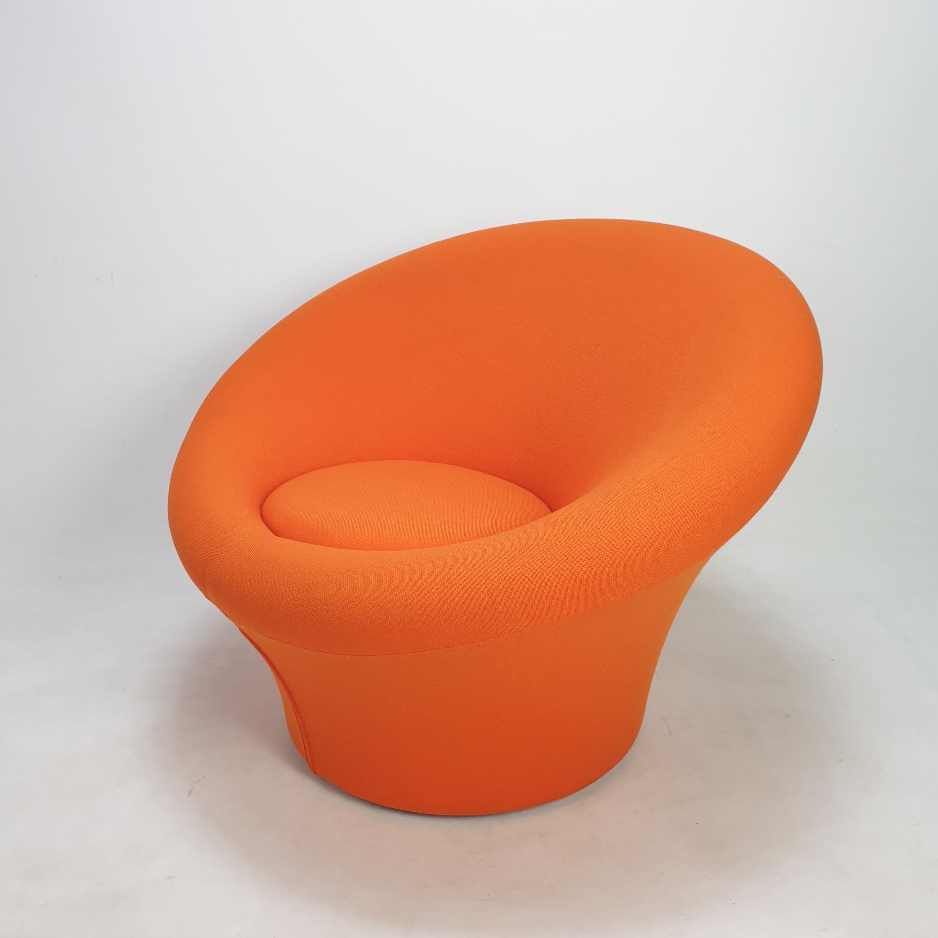 Mushroom Chair by Pierre Paulin for Artifort