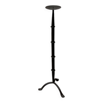 Large tripod candlestick in brutalist wrought iron, mid-century, 1960s.