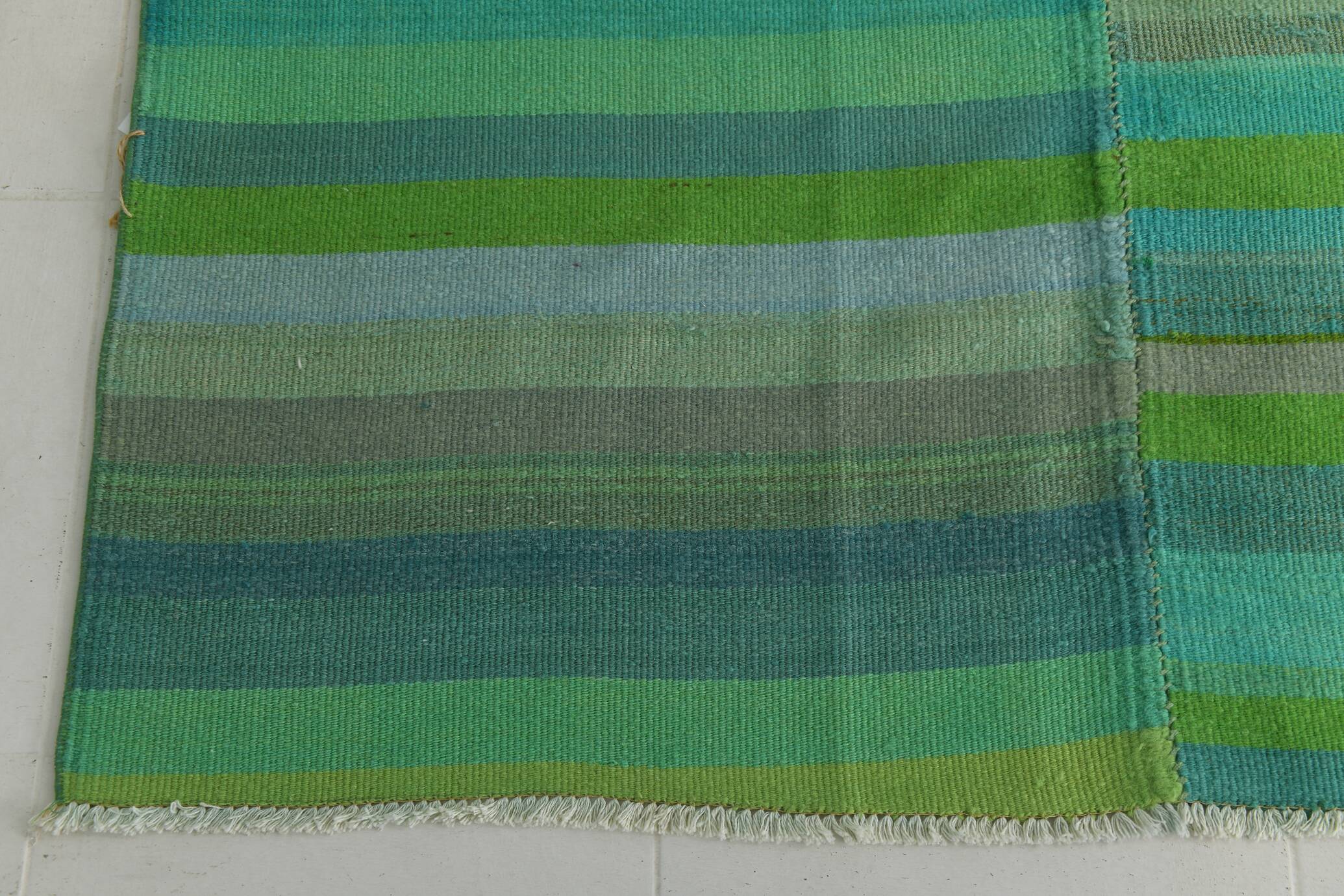 7x9 Shades Of Green Vintage Kilim Rug, 213x281Cm