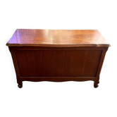 Solid wood storage chest
