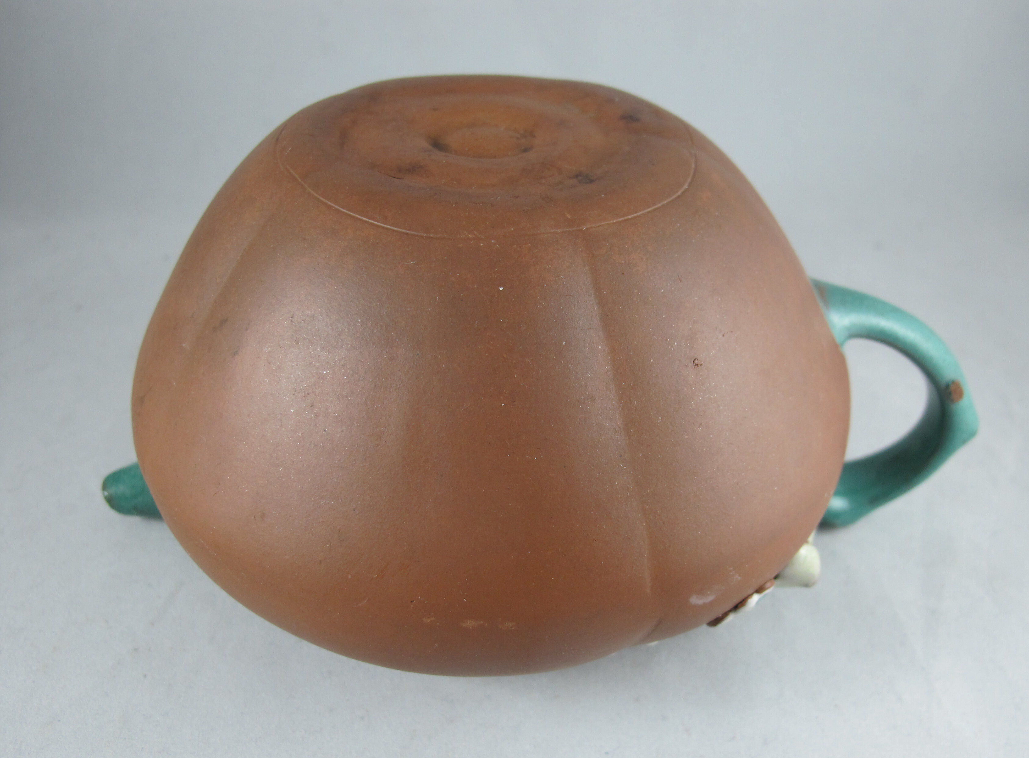 Former YI XING Chinese terracotta teapot China