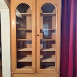Bookcase, glass-fronted dresser
