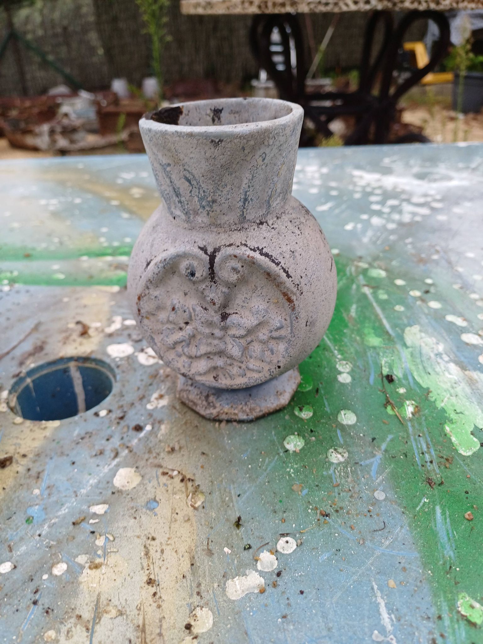 Pair of Cast Iron Vases 1900 from Charleville-Mézières