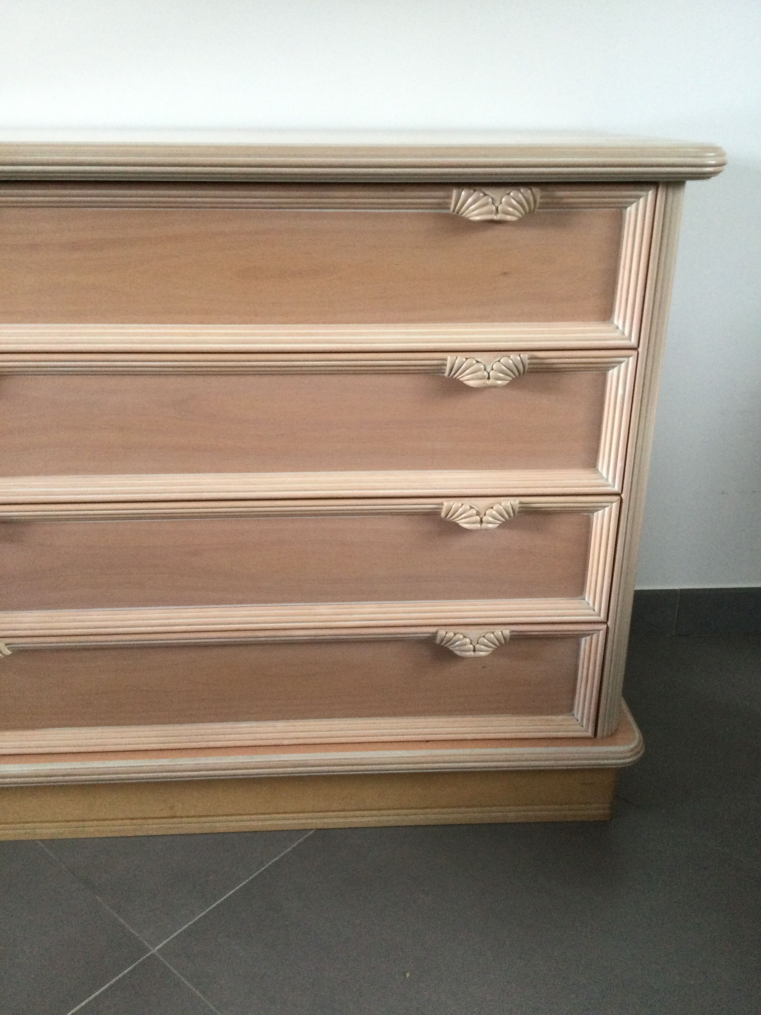 Commode Rose Quatre Tiroirs