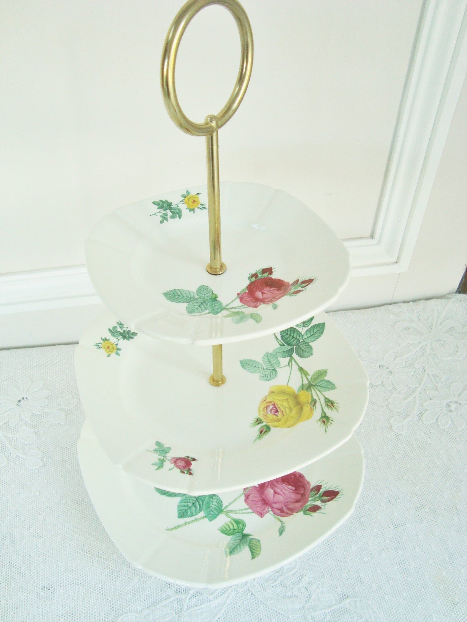 Plat A Gateaux Ancien Gien France Belles Motifs De Roses Annees 1960 Selency