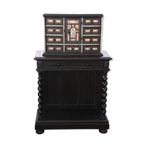 cabinet Flamand du XVII