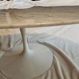 Table basse Tulipe Saarinen pour Knoll ovale marbre