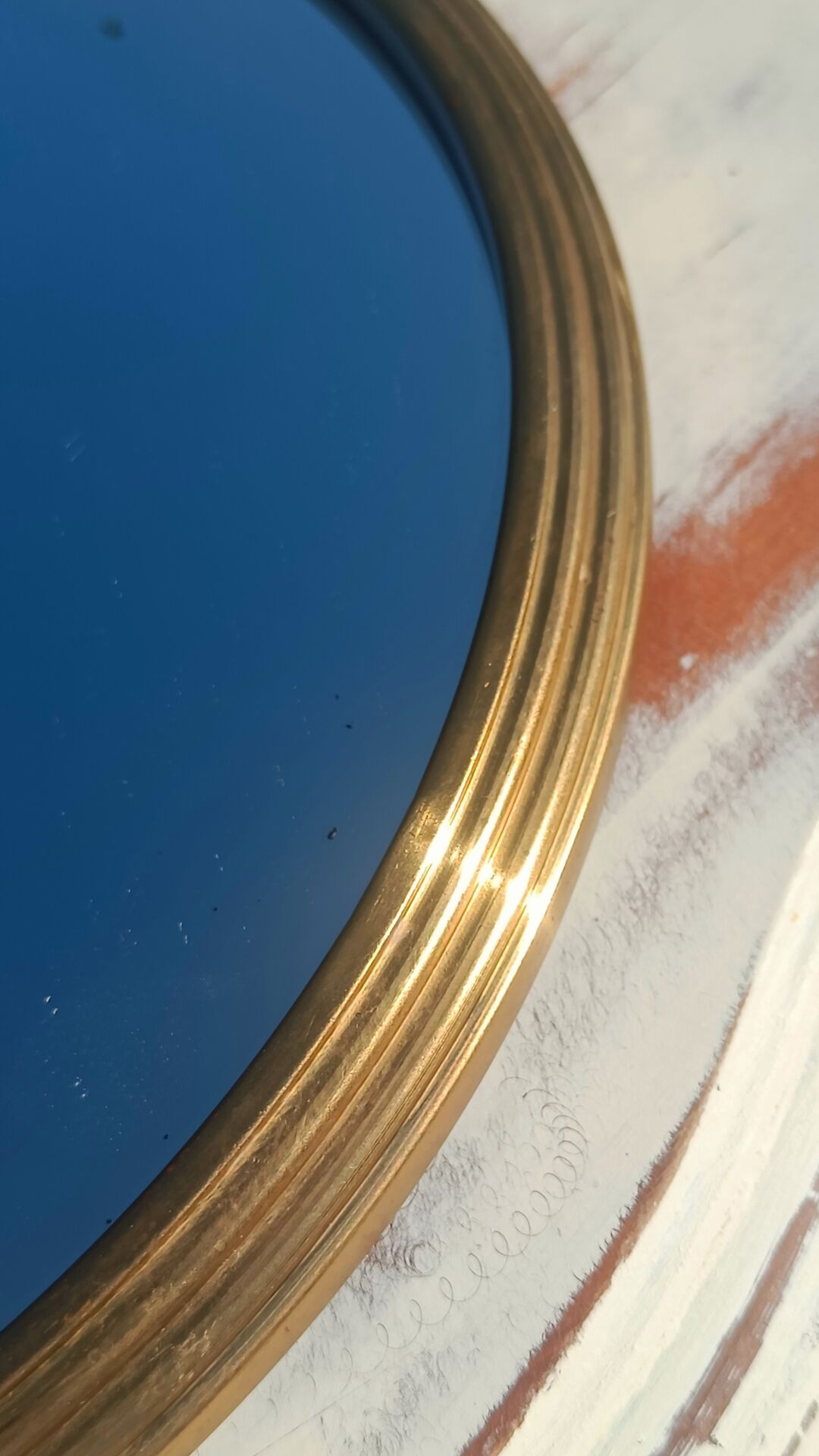 Golden mirror plateau