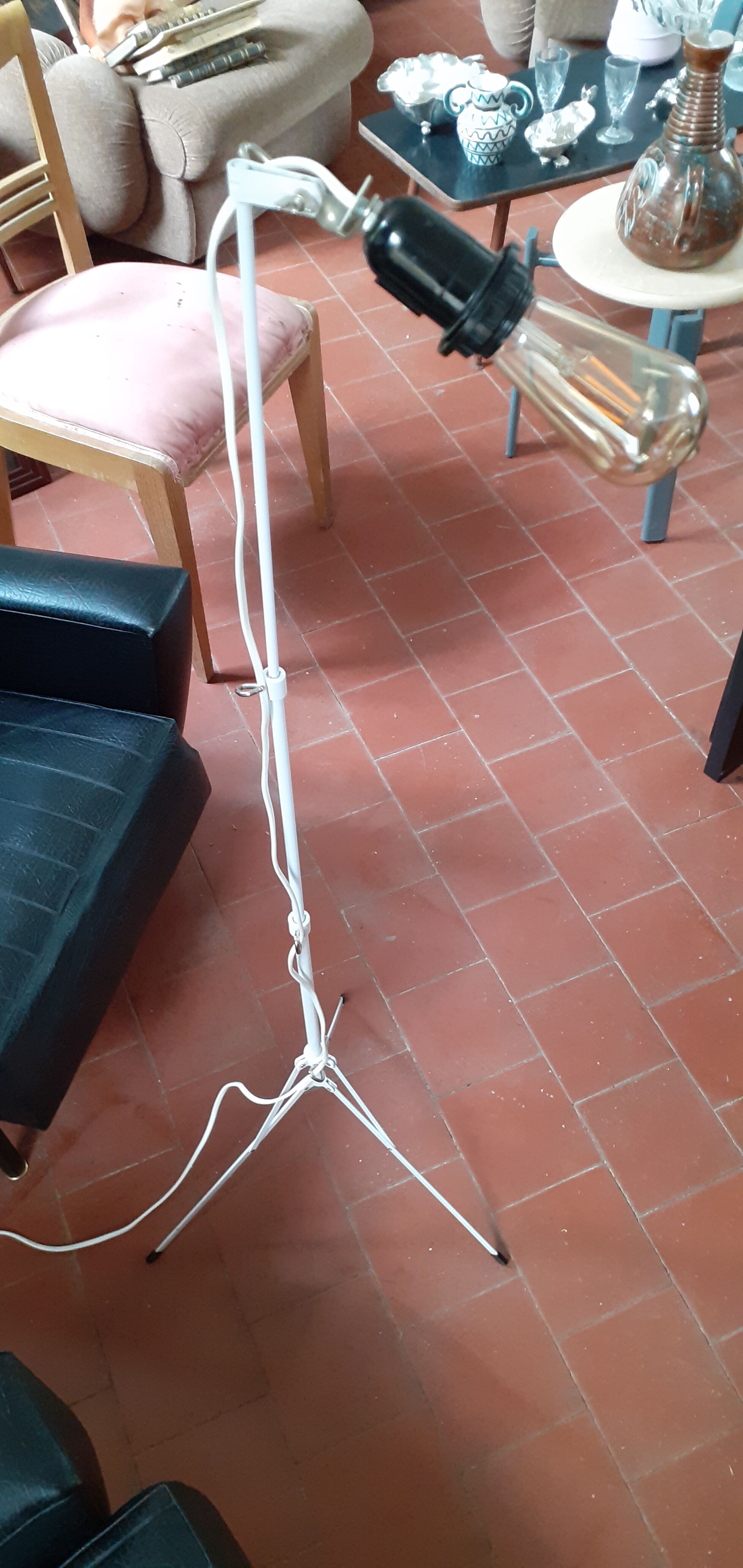 Floor lamp tripods year 70