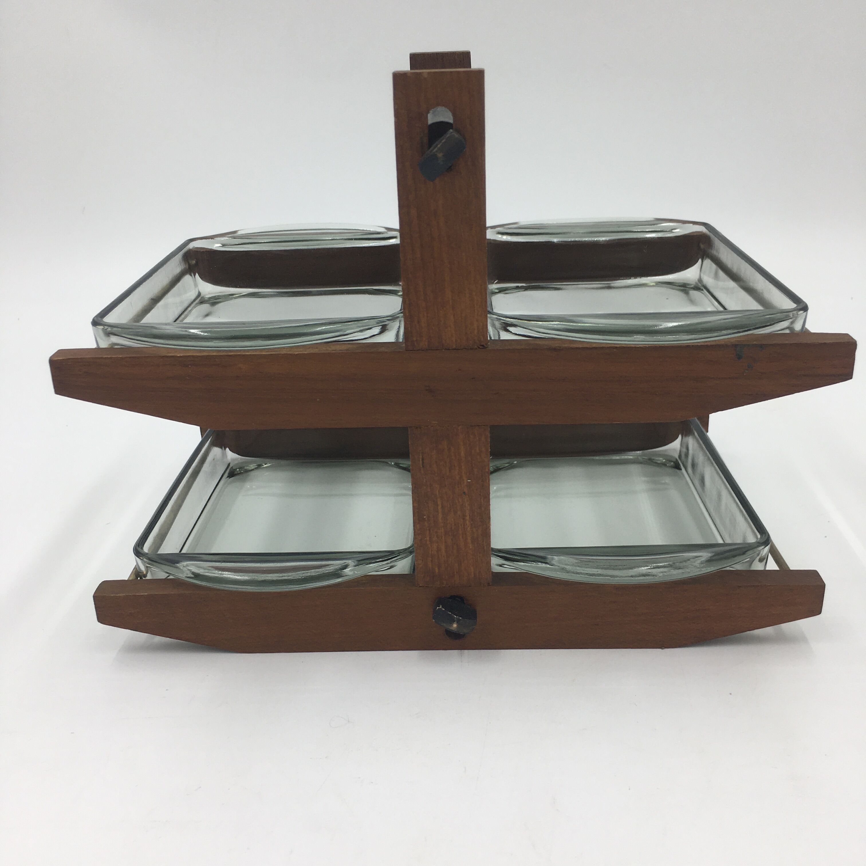 Danish aperitif servant