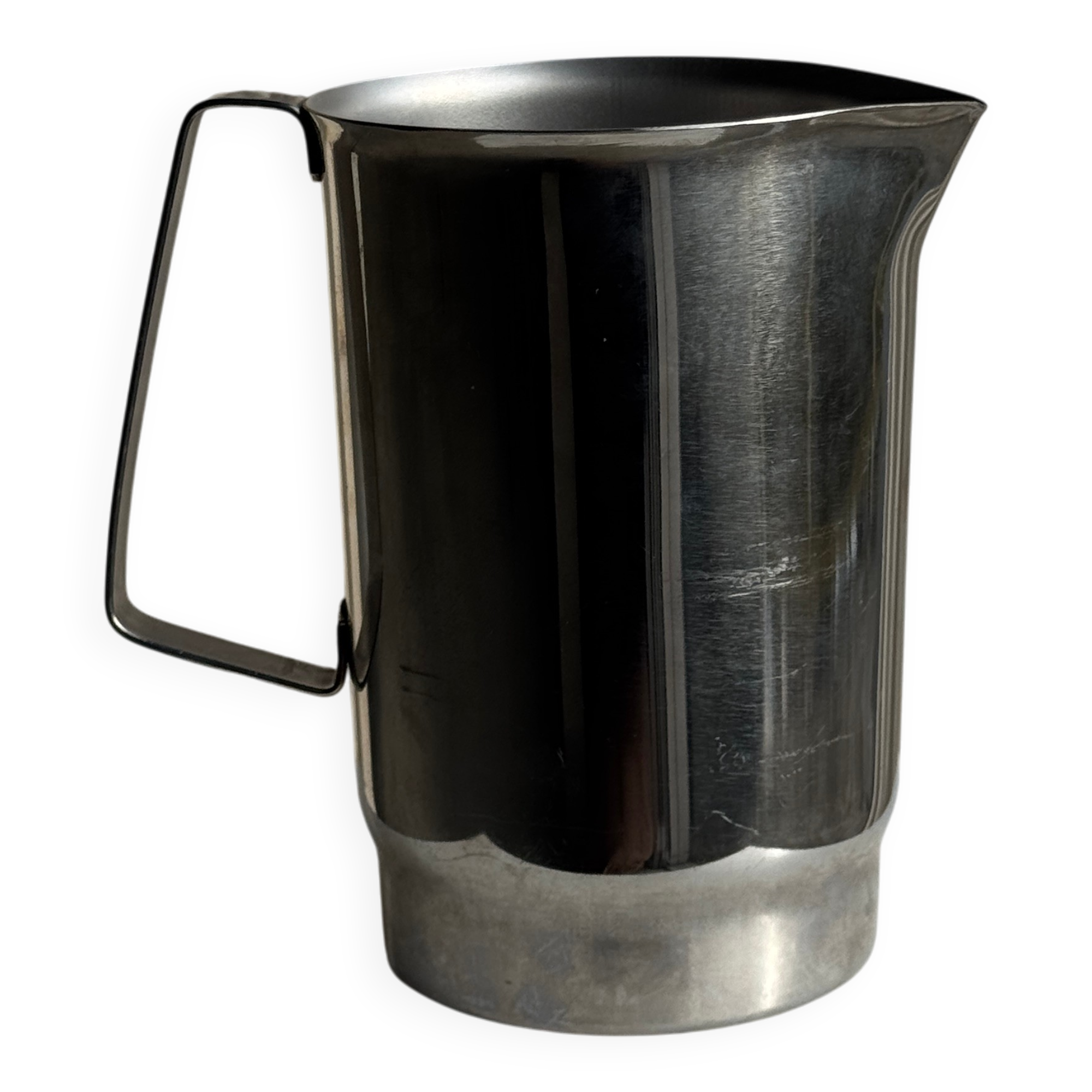 Large silver-plated jug H20 D14.5