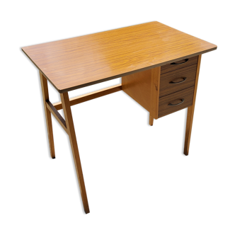 Office of the 50s in blond beech feet compass