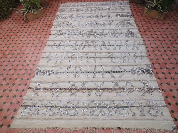White Handira 290 x 170 cm