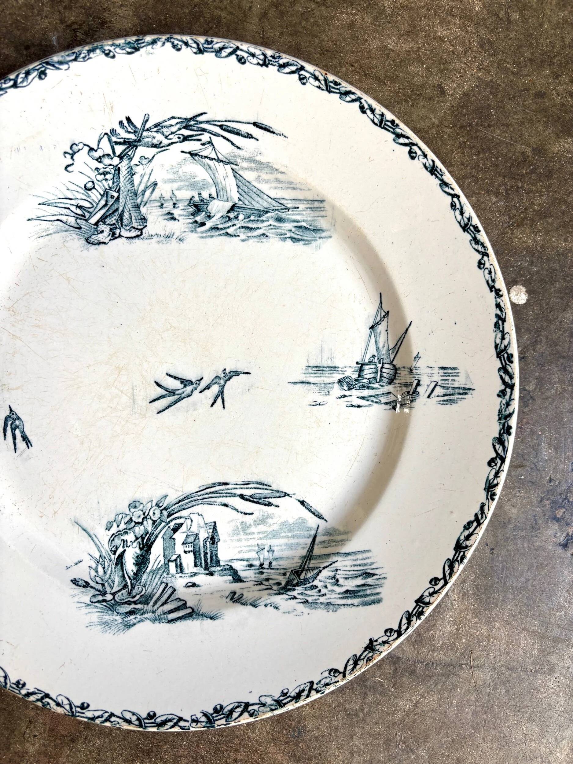 Creil & Montereau round ironstone dish, "Marine" service